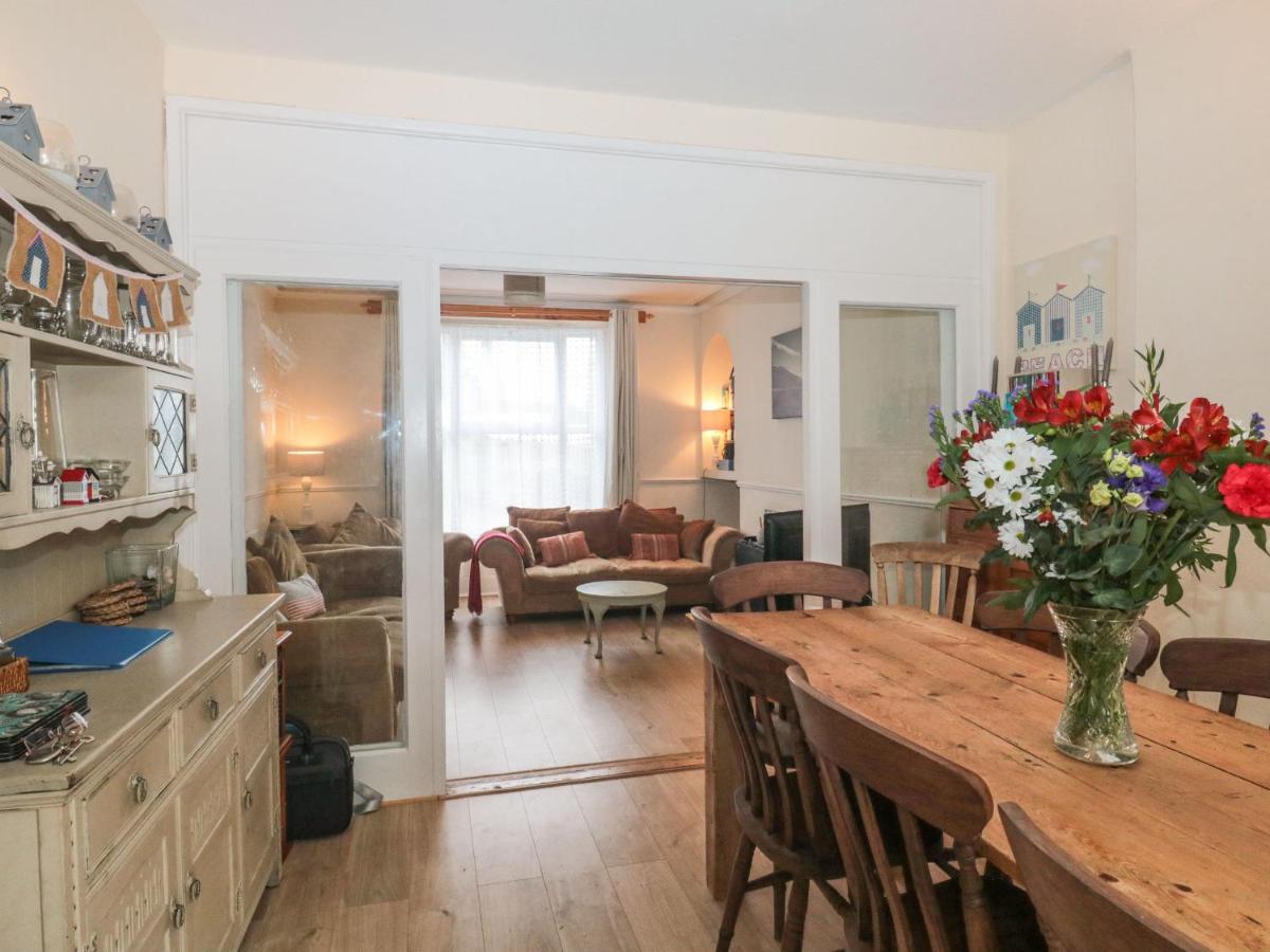 Dunholme House Villa Тинмут Екстериор снимка